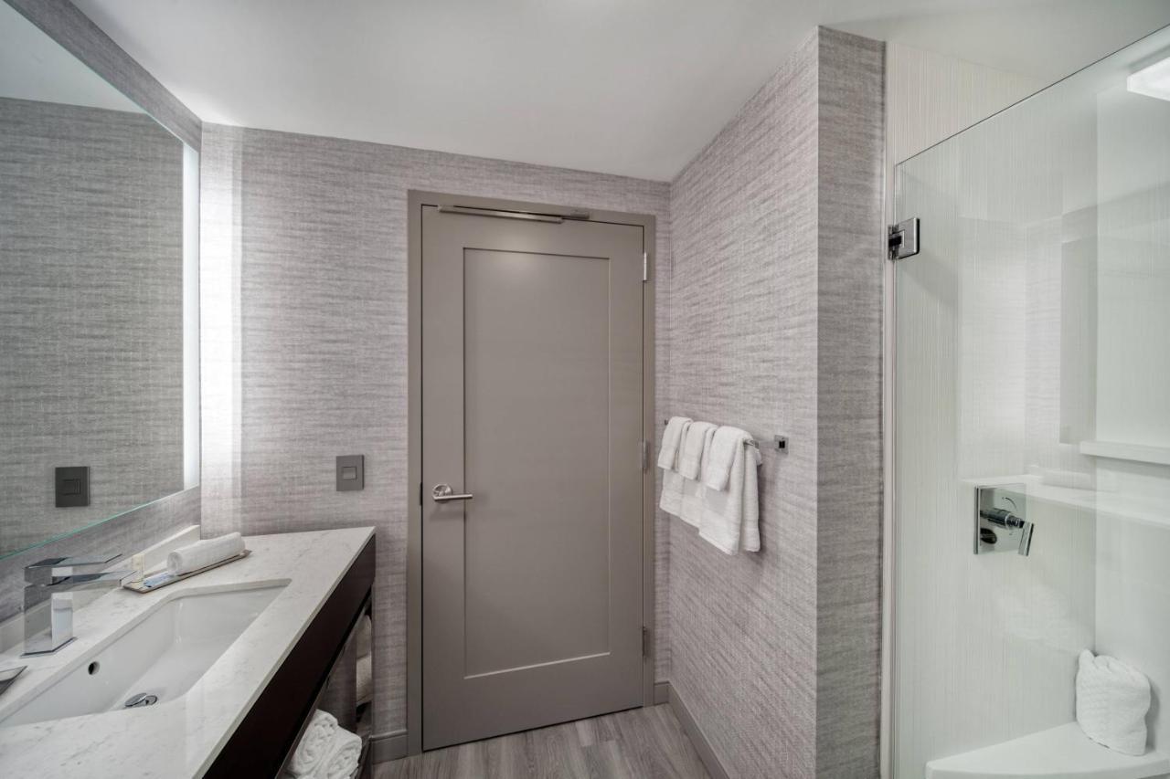 Fairfield Inn & Suites By Marriott Boston Волтгем Екстер'єр фото