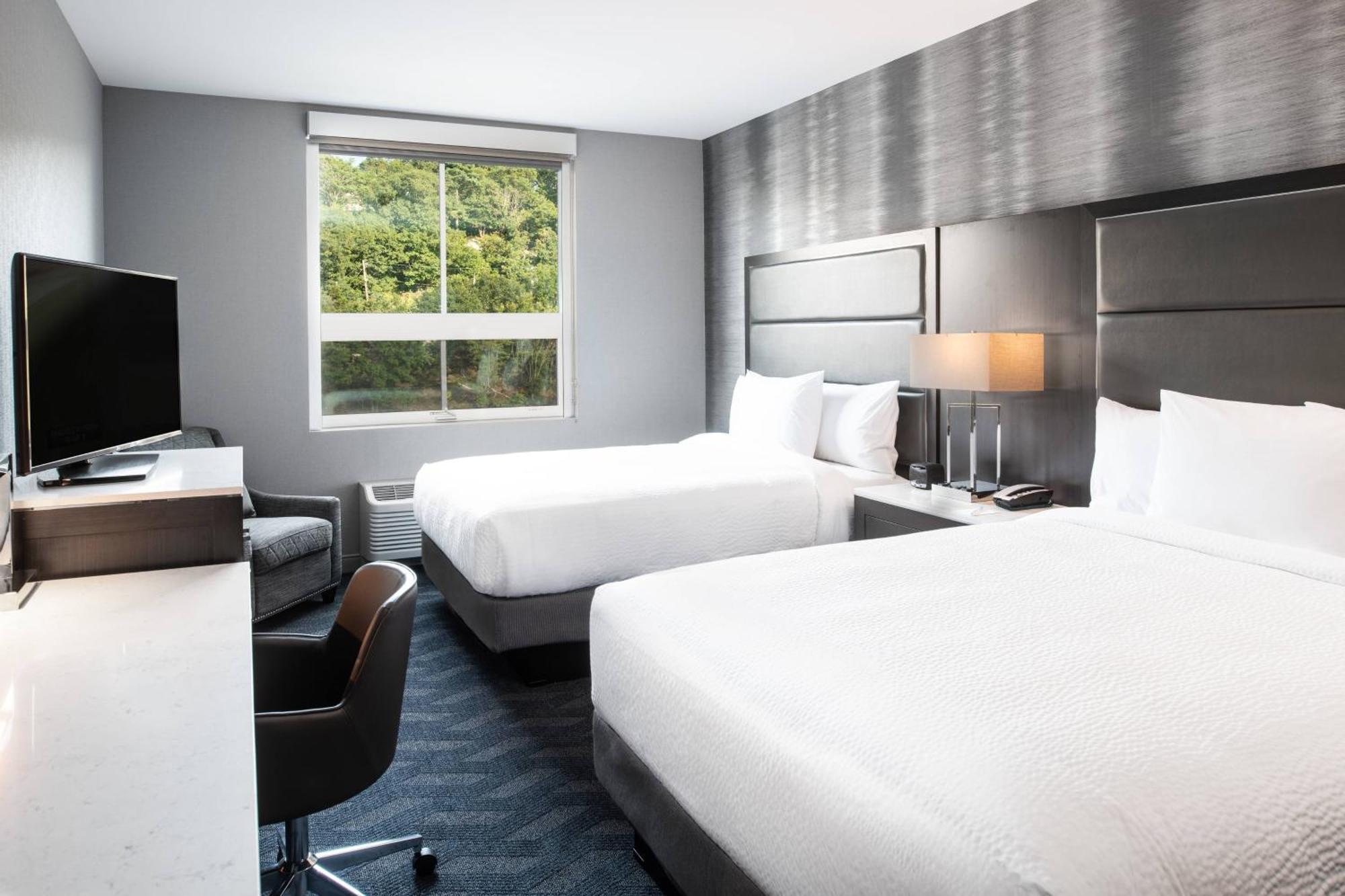 Fairfield Inn & Suites By Marriott Boston Волтгем Екстер'єр фото