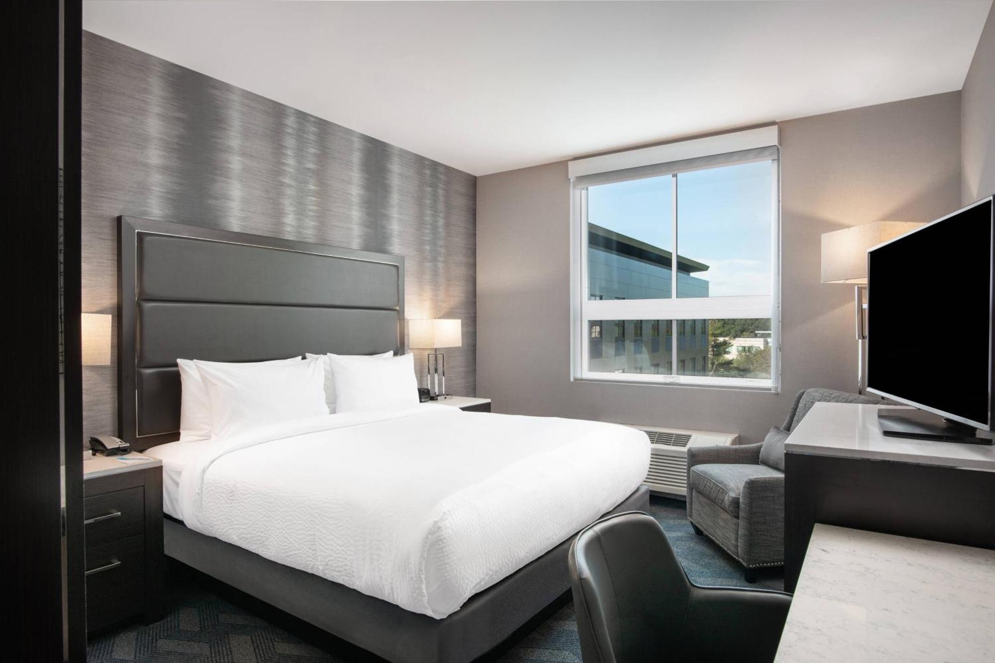Fairfield Inn & Suites By Marriott Boston Волтгем Екстер'єр фото