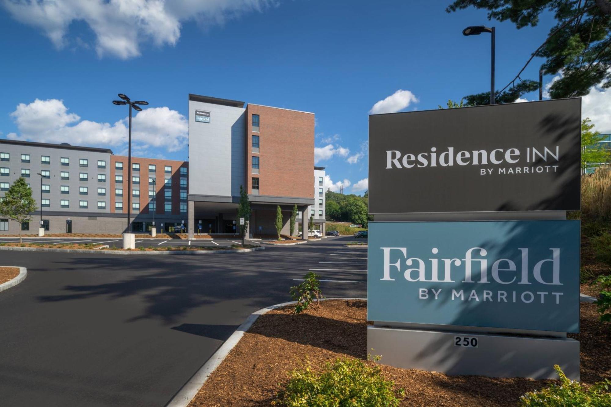 Fairfield Inn & Suites By Marriott Boston Волтгем Екстер'єр фото